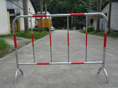 鐵馬護(hù)欄